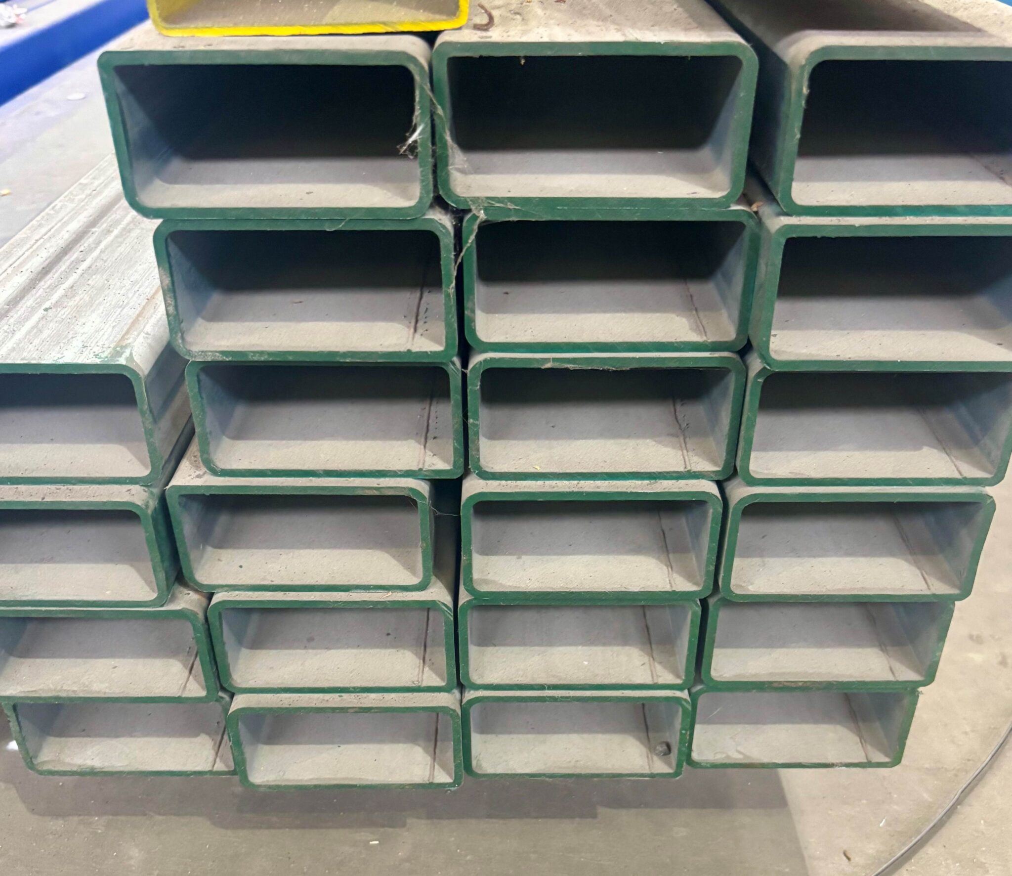 100 x 50 x 4.0 Rectangular Hollow Steel (RHS) 8 Metres
